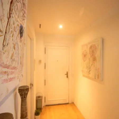 Little Peaceful Retreat: Private With Terrace And Amenities *
